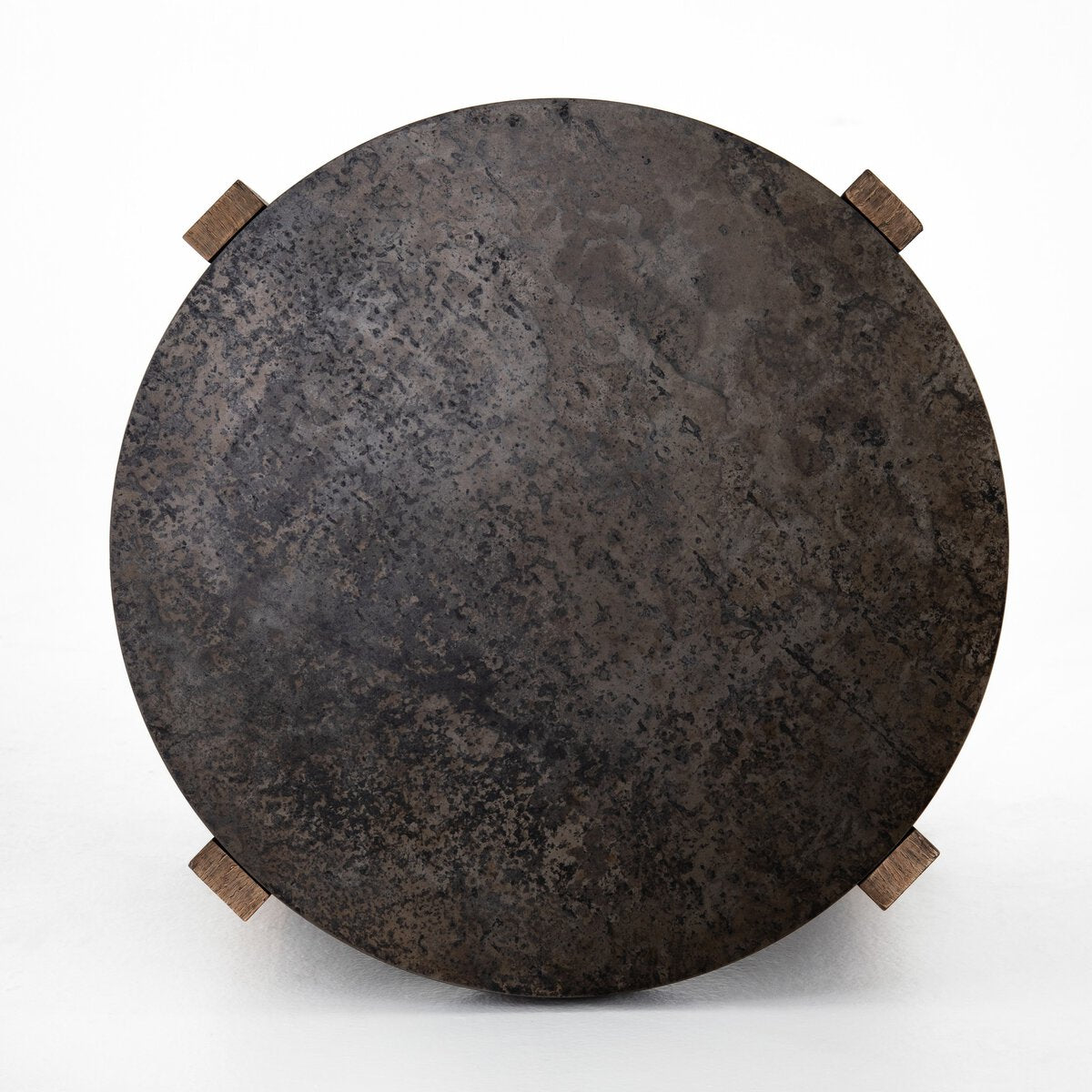 Cedar 26" End Table - Rustic Oak