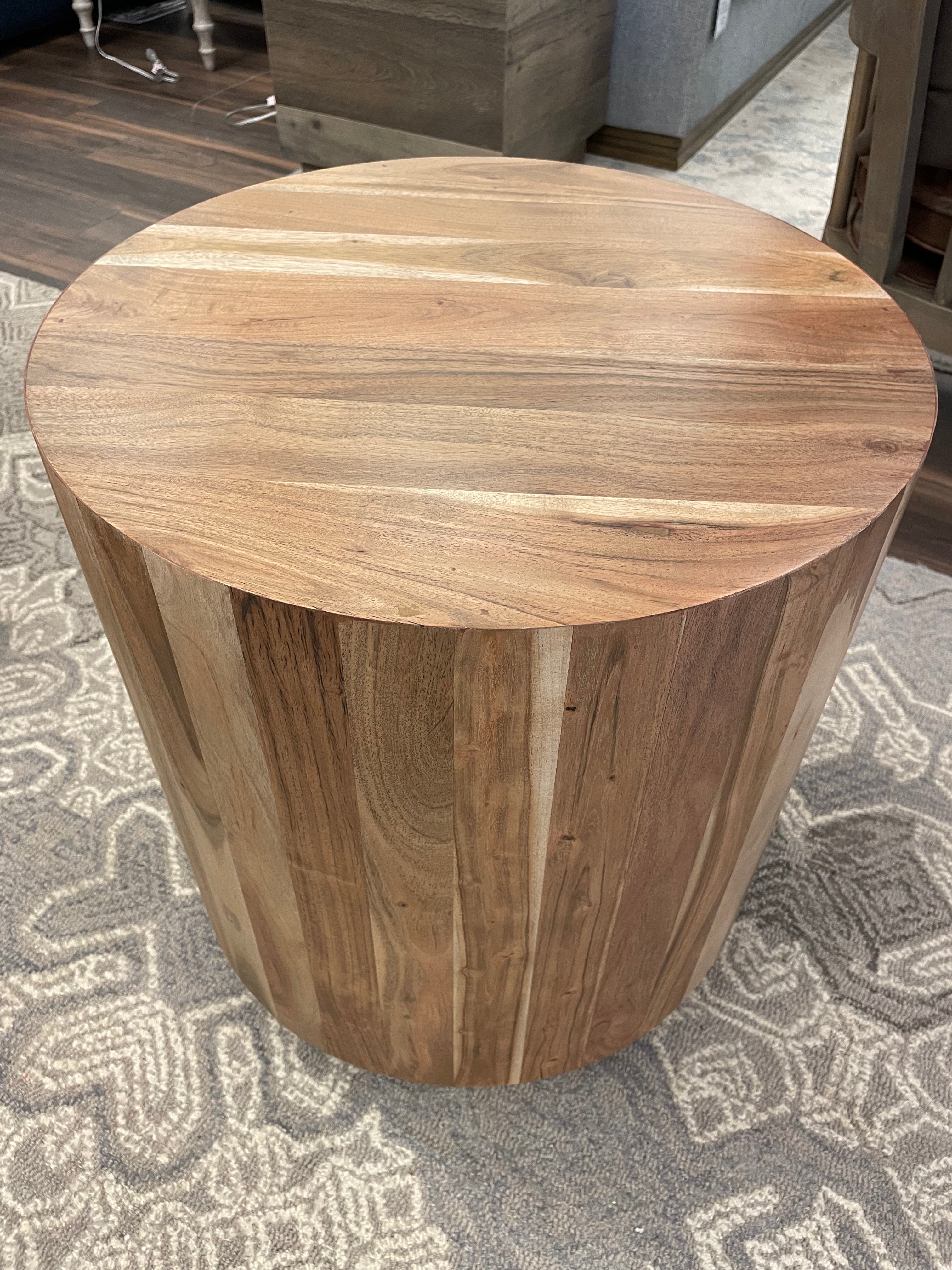 Malcolm Acacia 20" Round End Table - Natural