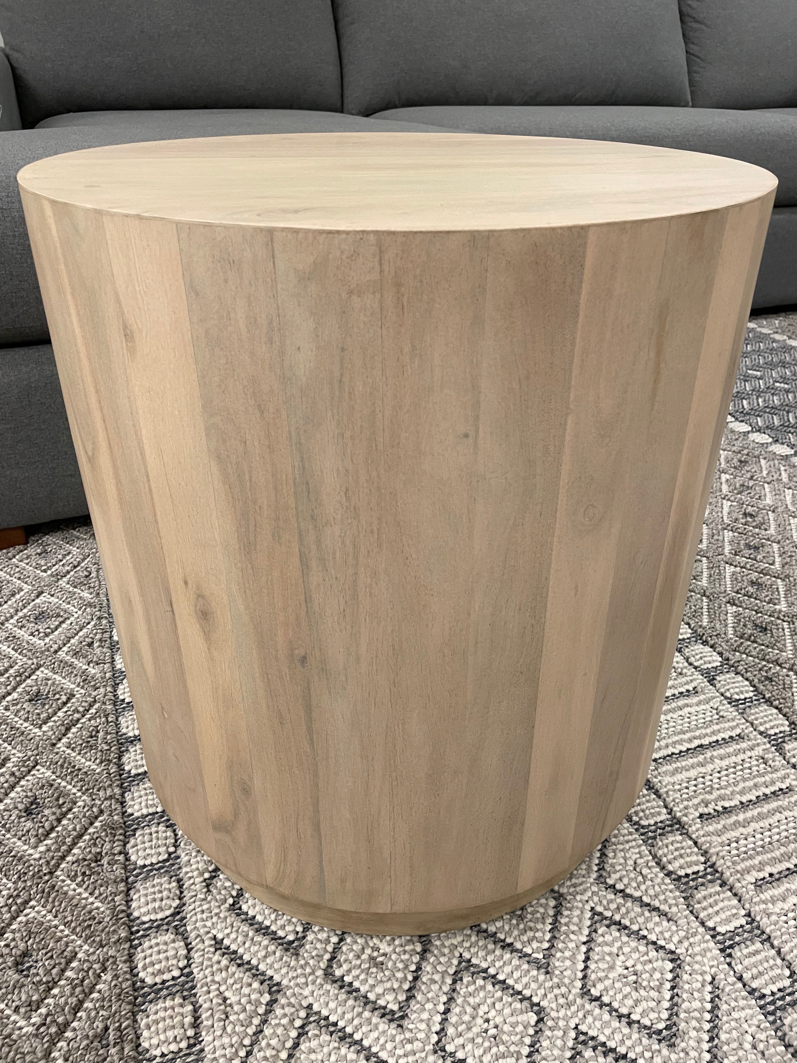 Malcolm Acacia 20" Round End Table - New White Wash