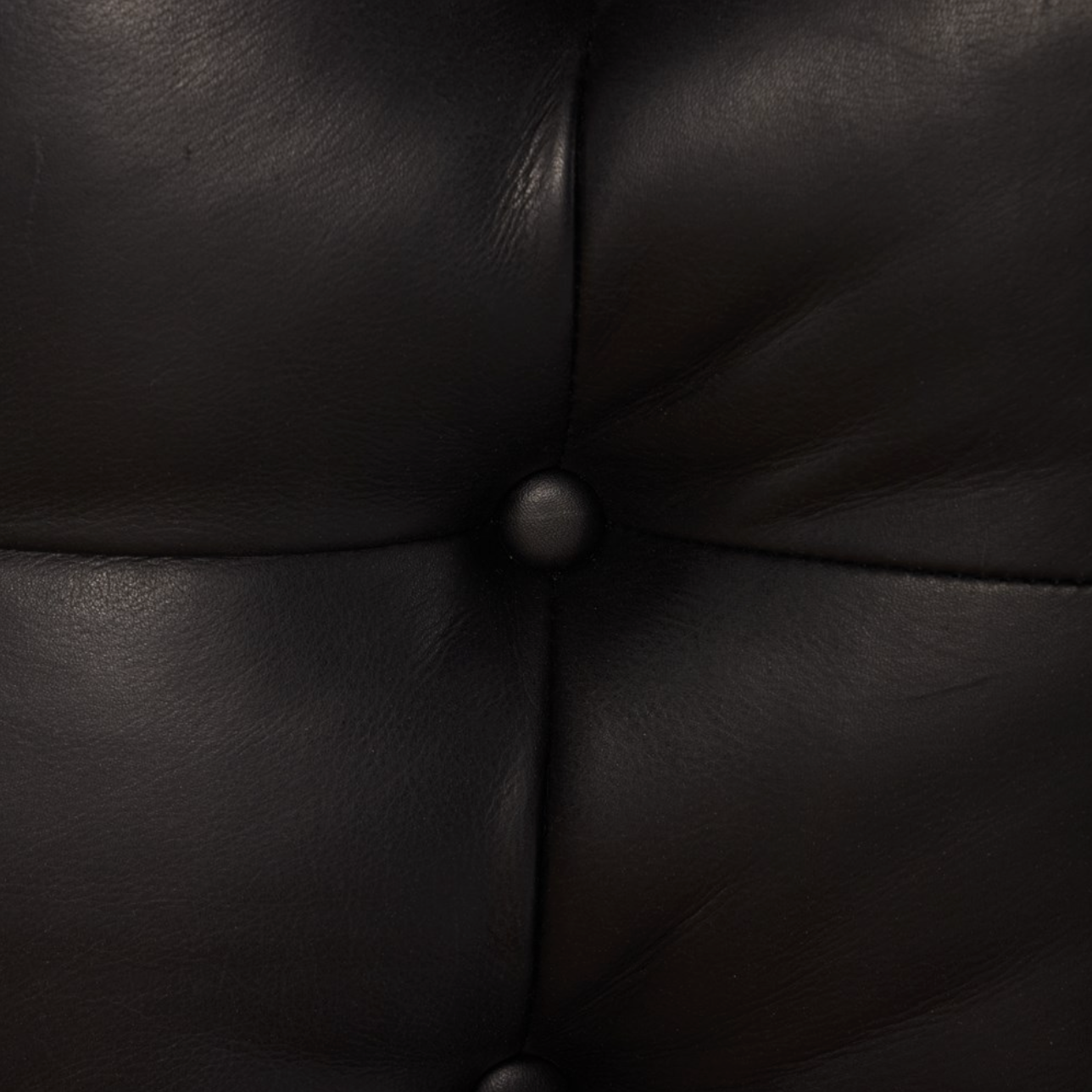 Maren 80" King Bed - Solid Ash + Black Leather