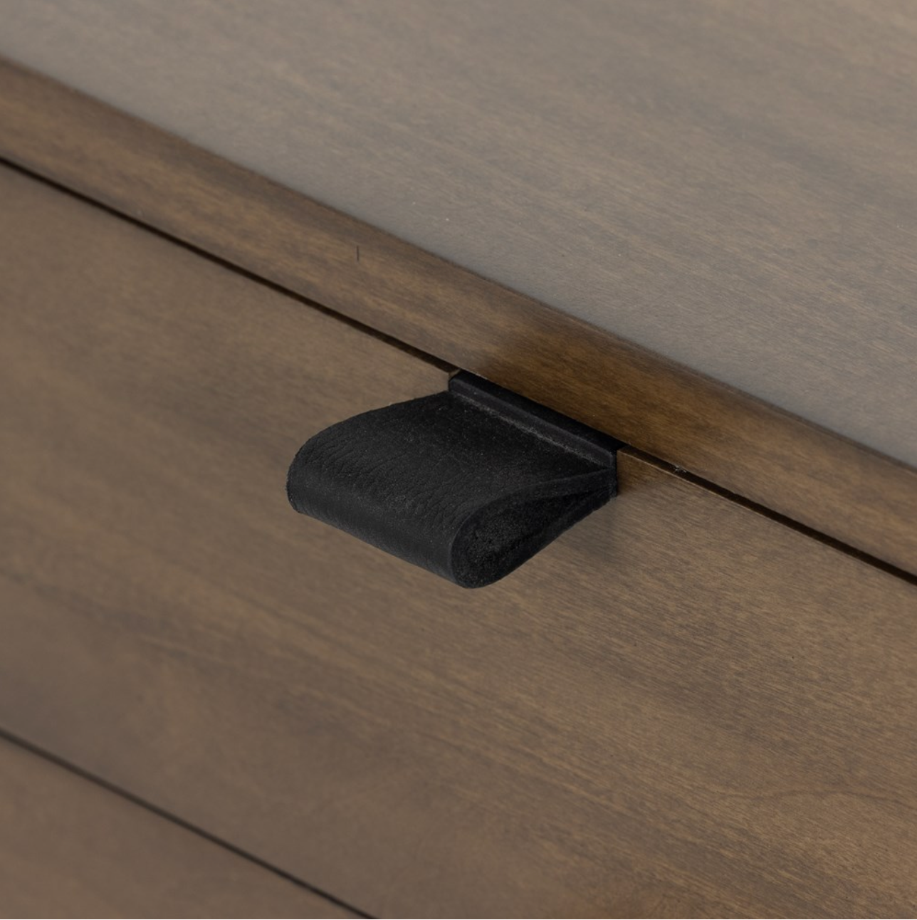 Marcel 36" 3 Drawer Bachelor's Chest - Auburn Poplar