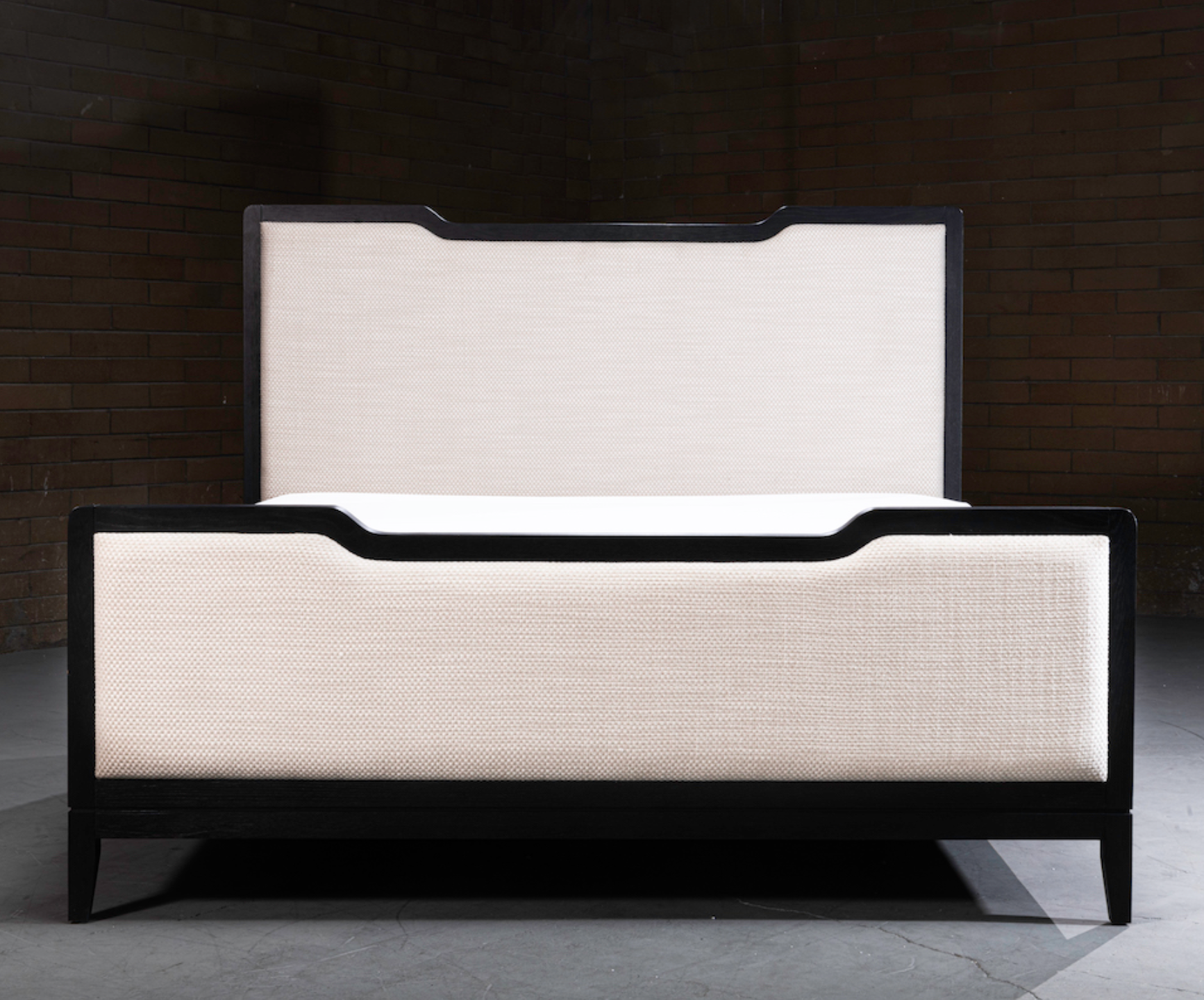 Gaston 62" Queen Bed - Performance Oak