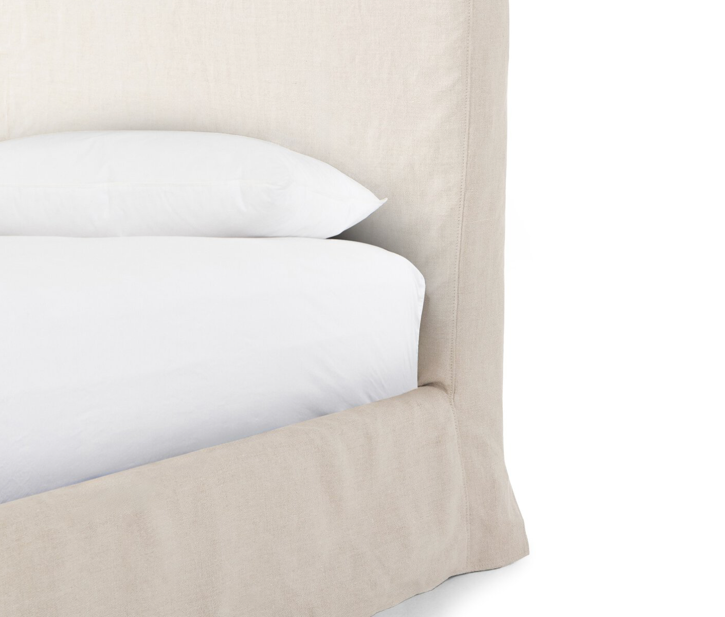 Darla 67" Slipcovered Queen Bed - Natural