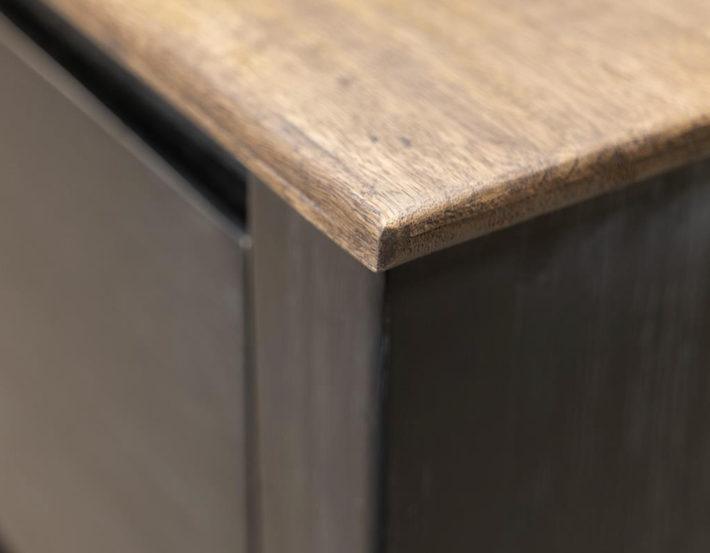 Etowah 61" 6 Drawer Dresser - Ebony