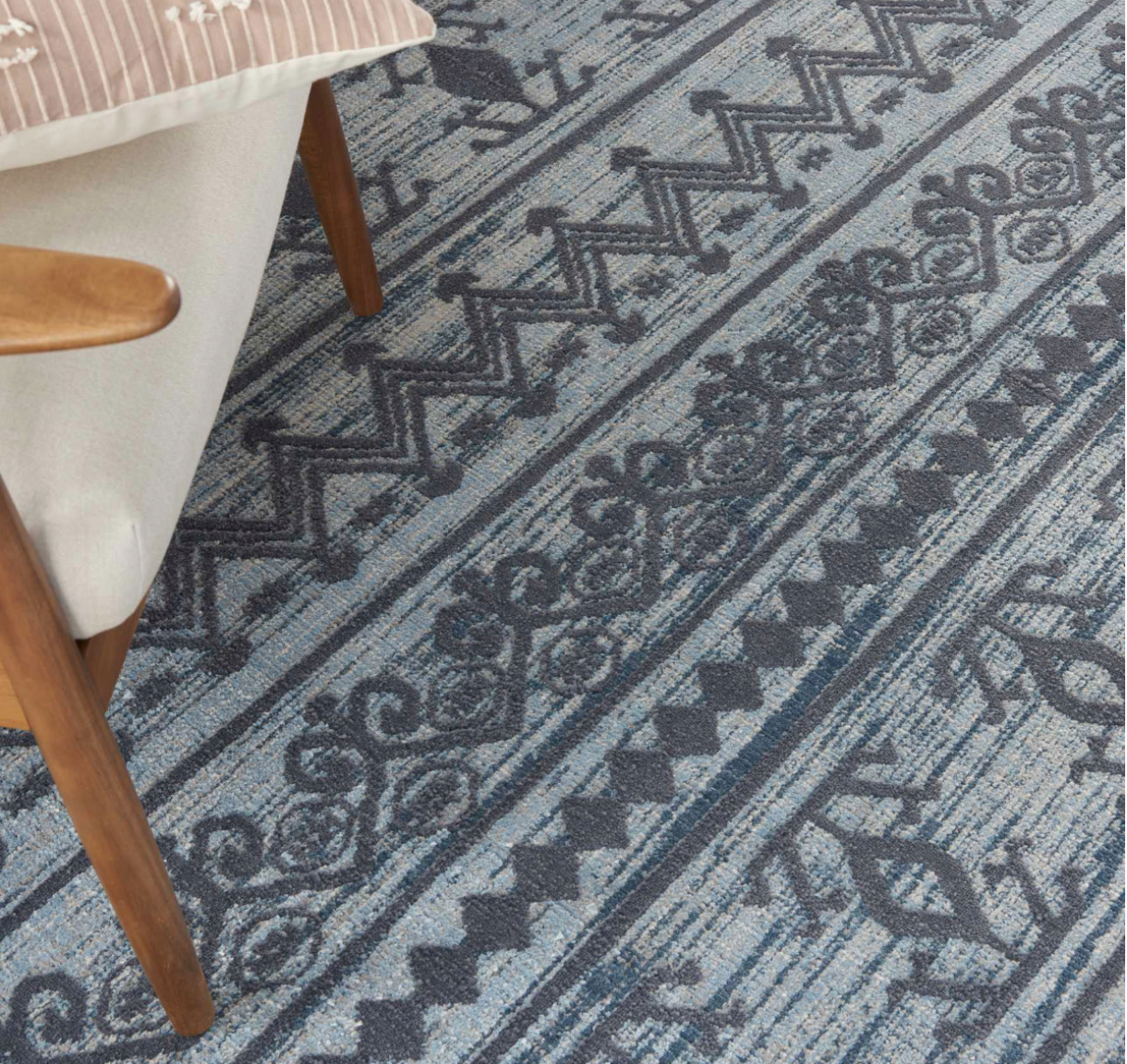 Azteca Area Rug - Light Blue/ Charcoal