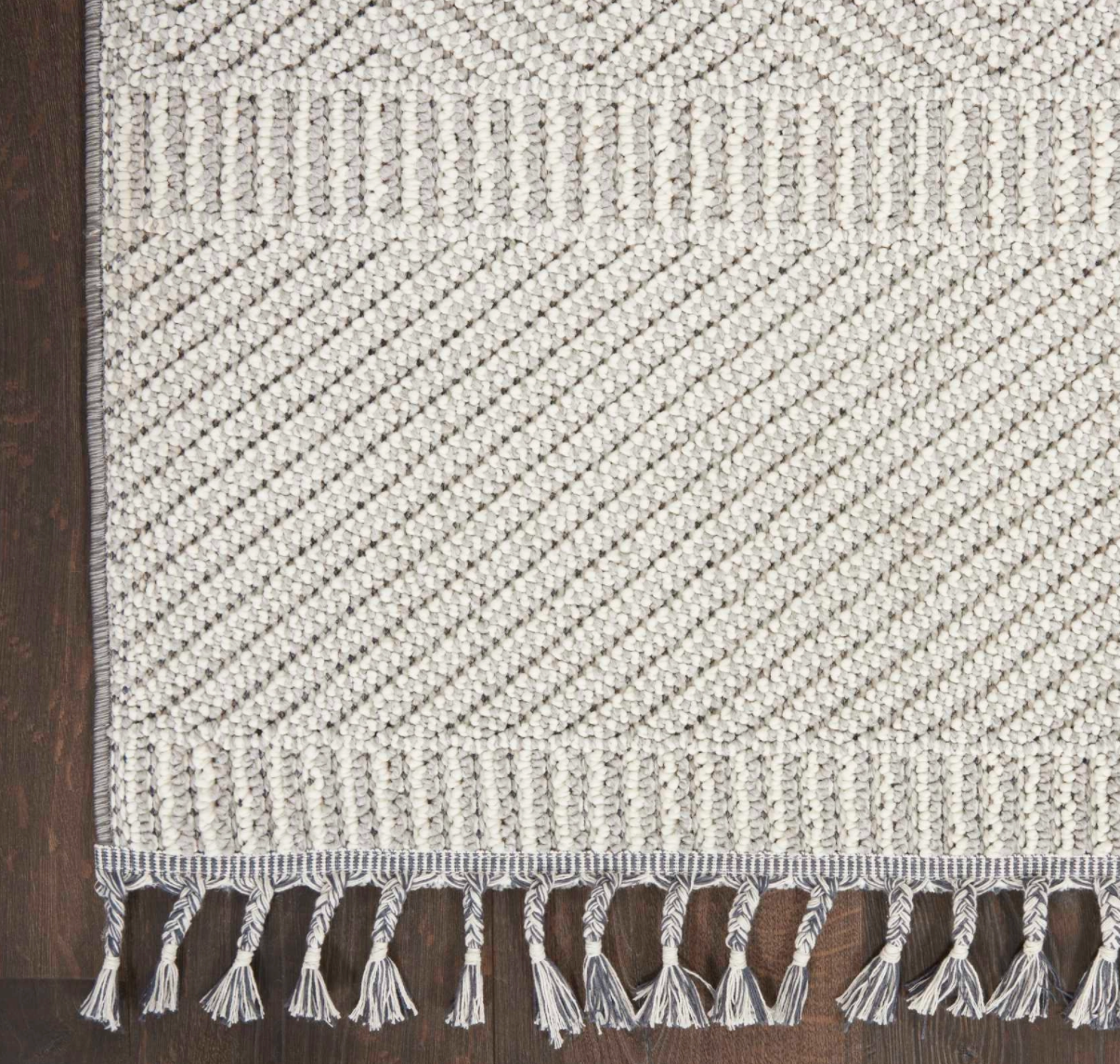 Baxter Area Rug - Grey/Ivory