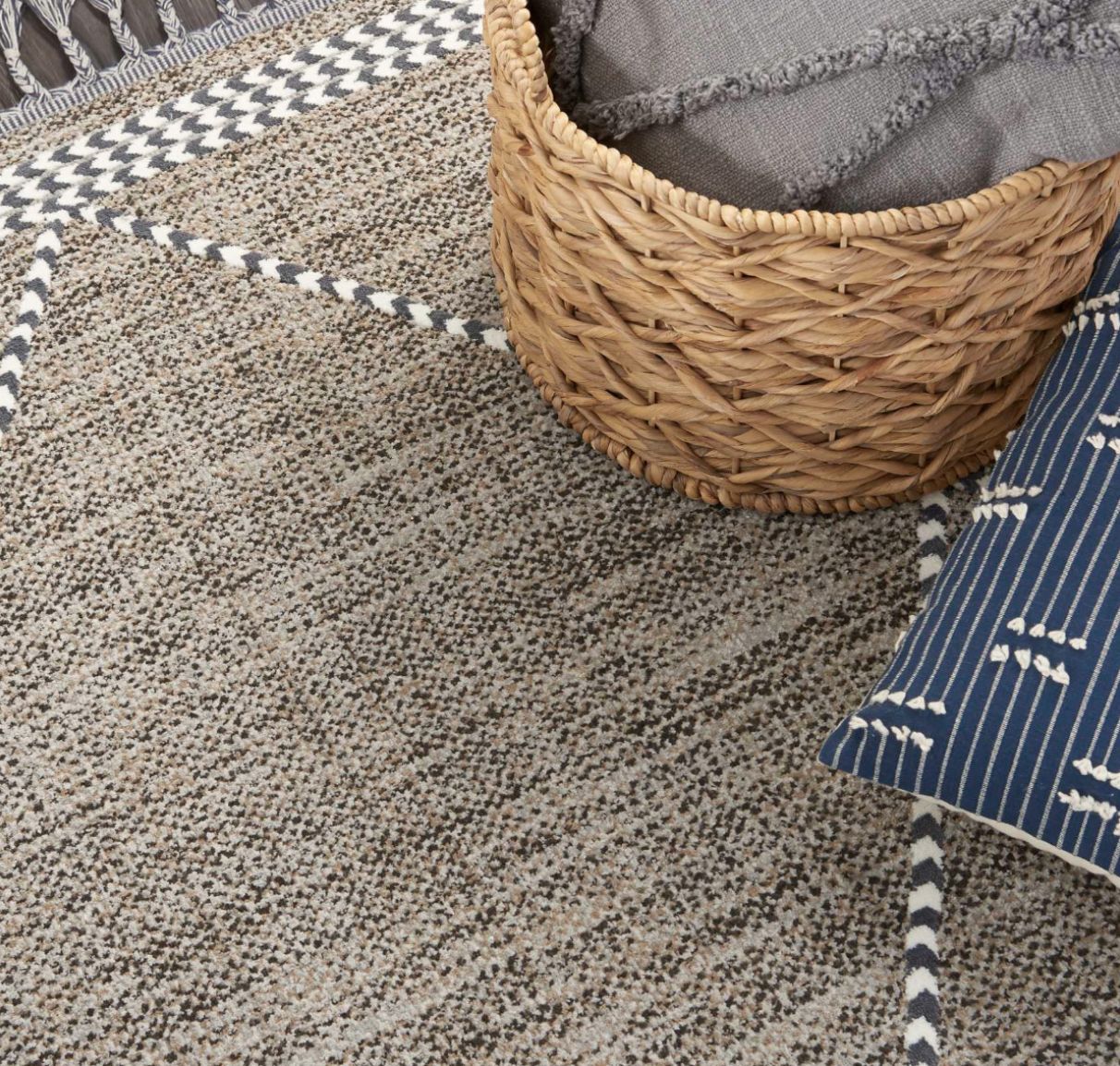 Azteca Area Rug - Mocha