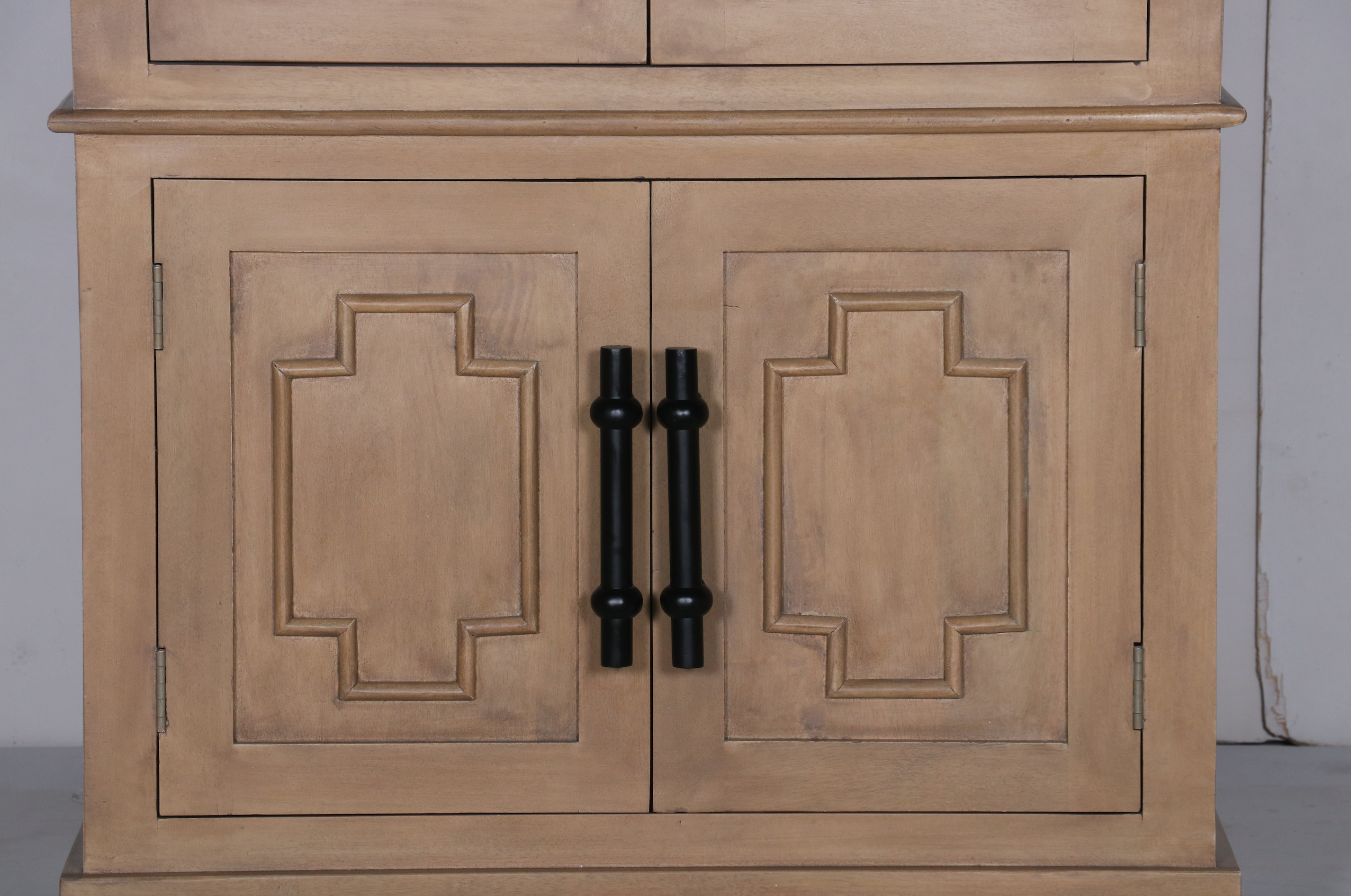 Lexi 39" 4 Door Cabinet - Beachwood