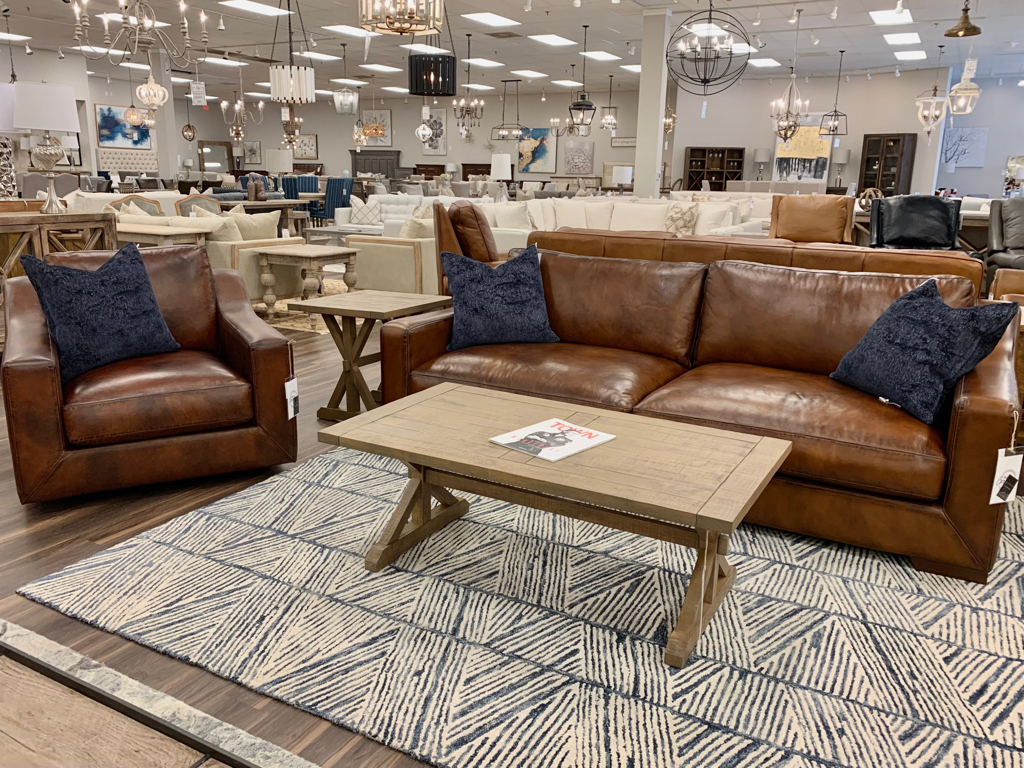 Leonardo 96" Top Grain Leather 2 Cushion Sofa - Daytona Antique