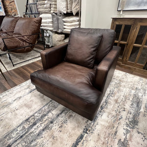 Franklin 36" Top Grain Leather Swivel Chair - Diva Oak