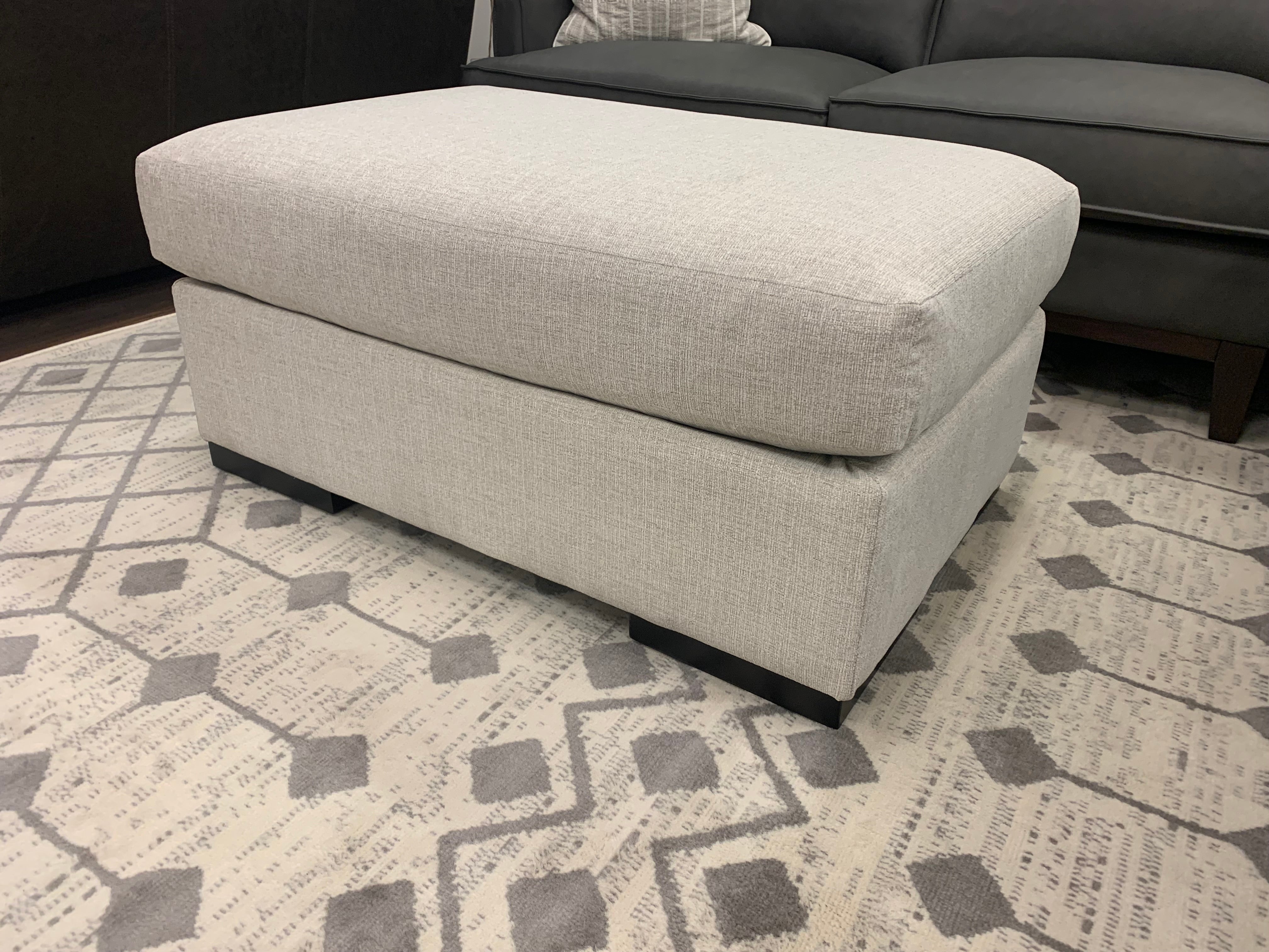 Glenda Express Ship 41' Ottoman - Crypton Quicksilver