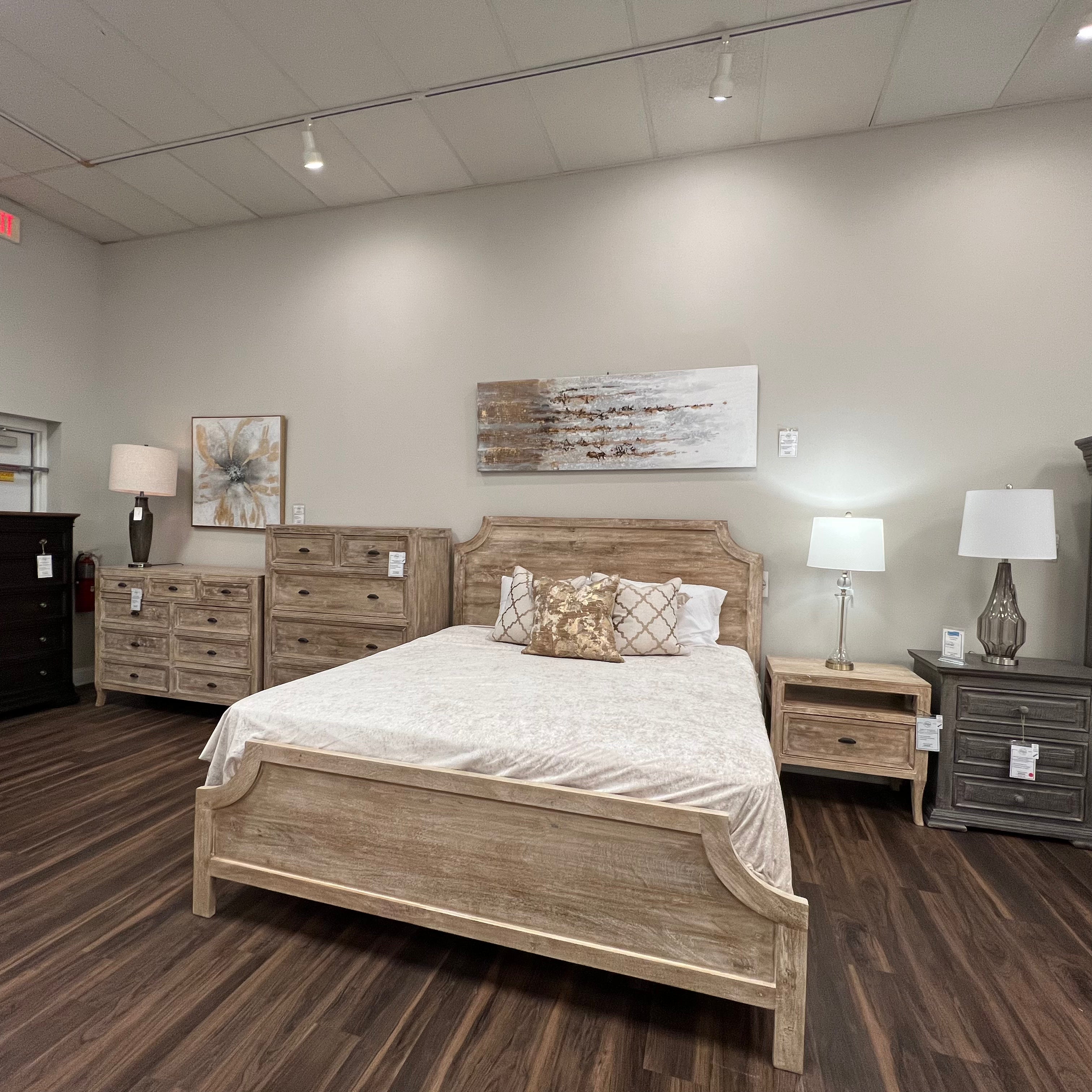 Sophia 81" King Bed - Sand