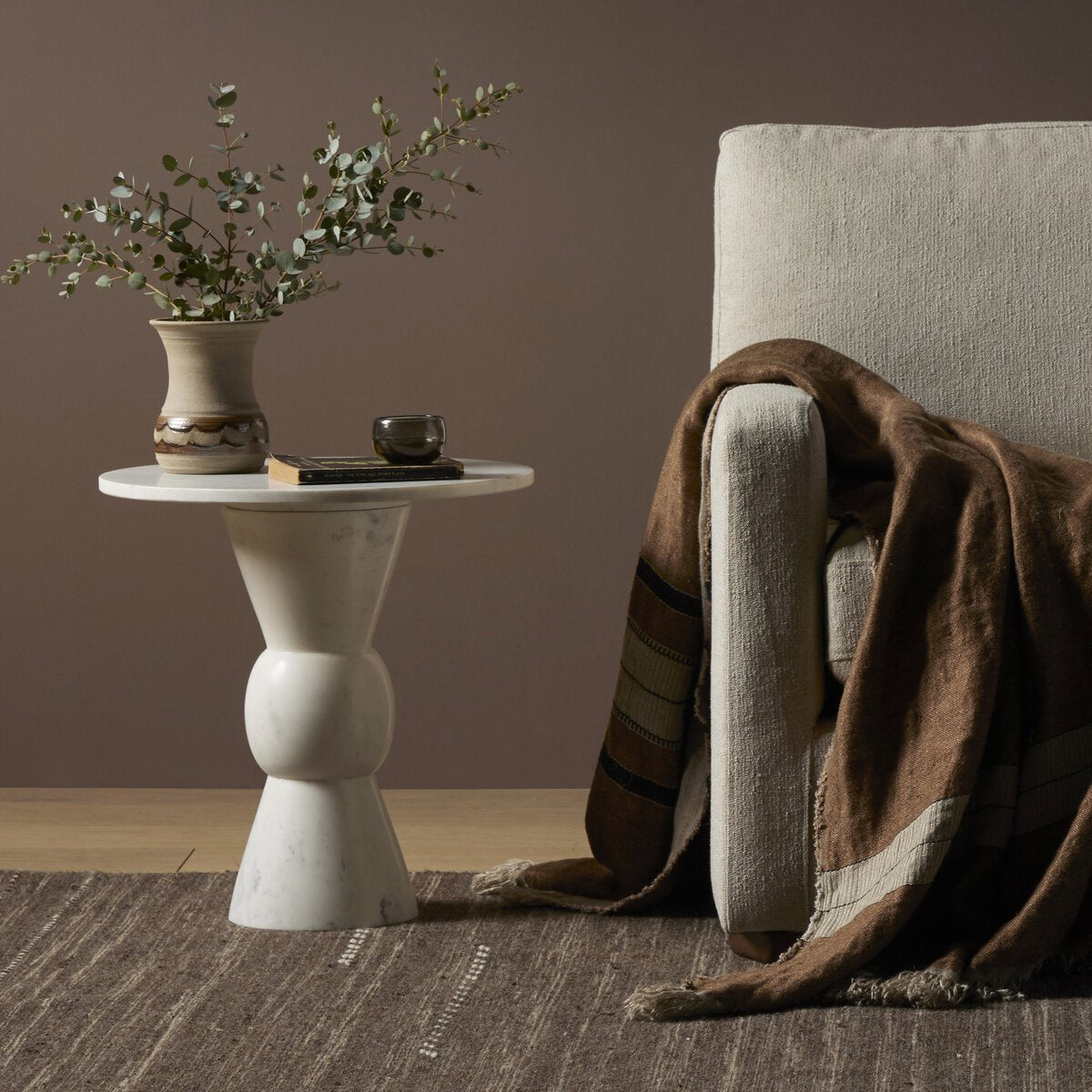 Roxanne 28" Round Marble End Table - Polished White Marble