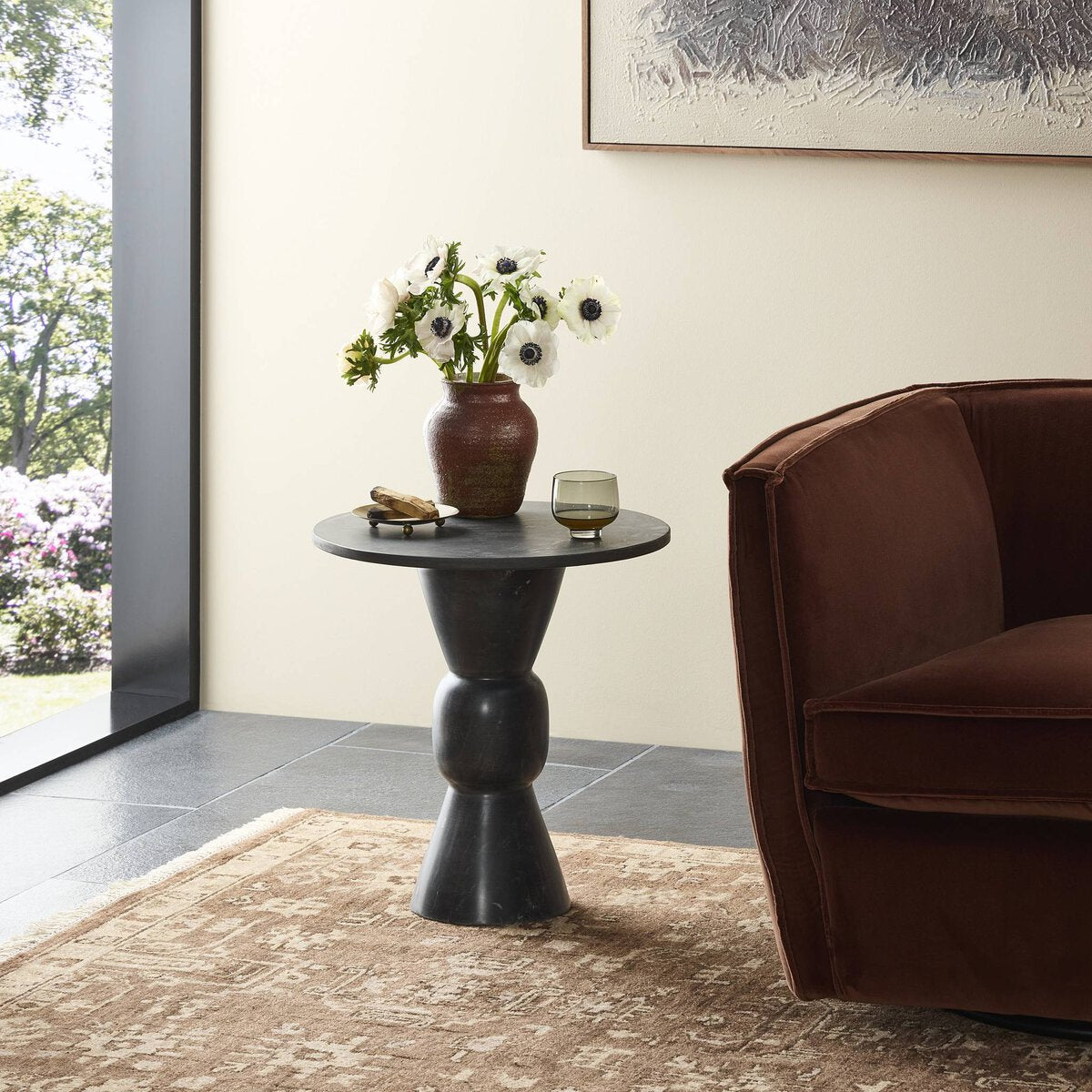 Roxanne 28" Round Marble End Table - Black Marble