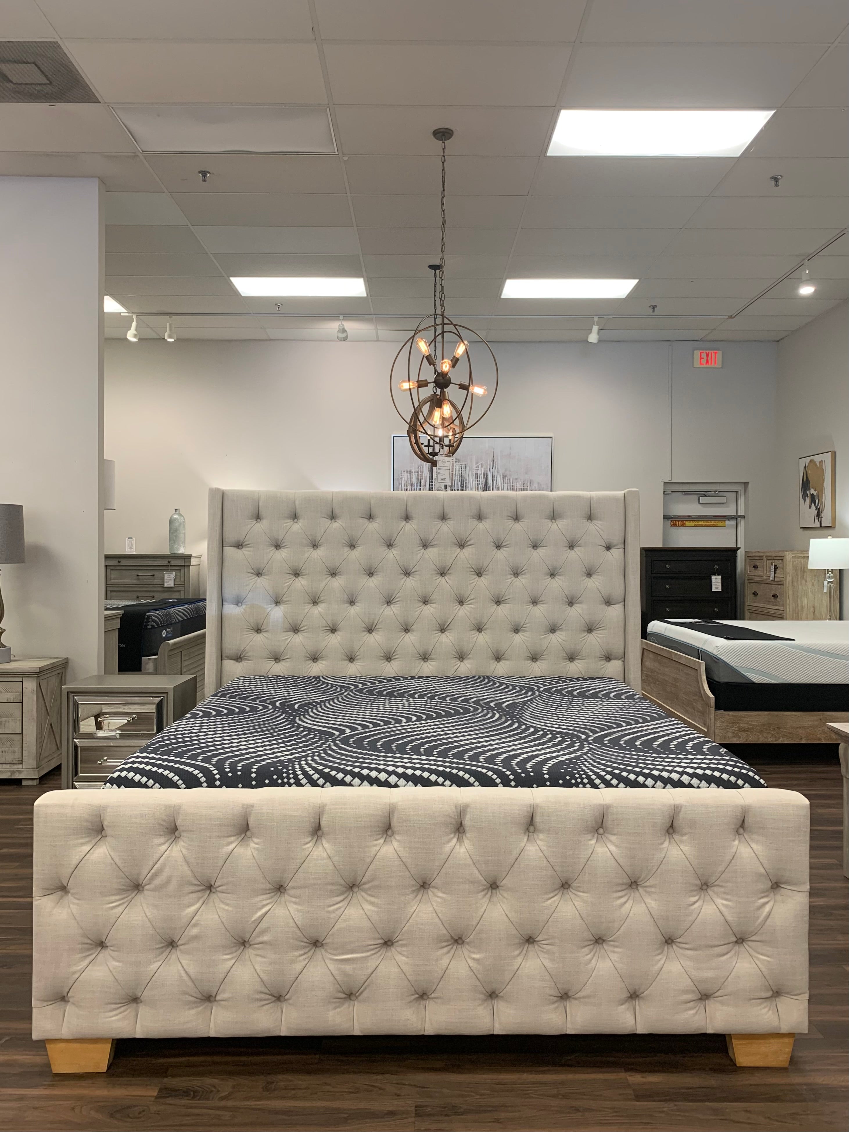 Loren 87" Tufted Bed - King