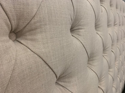 Loren 87" Tufted Bed - King