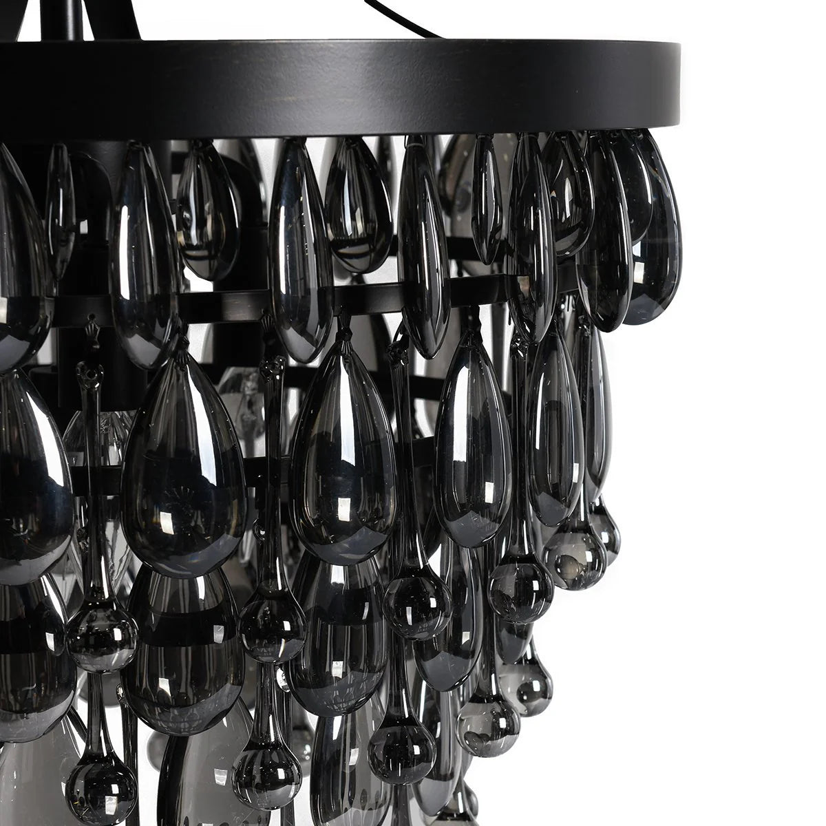 Reyna 18" Round Iron Chandelier - Iron + Black