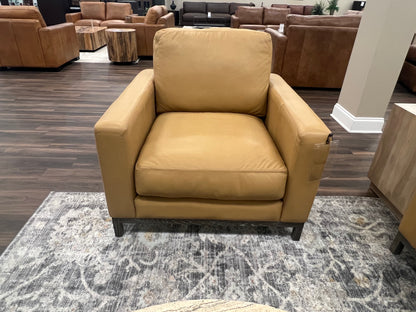 Clarksdale 32" Top Grain Leather Chair - Berkshire Chamois