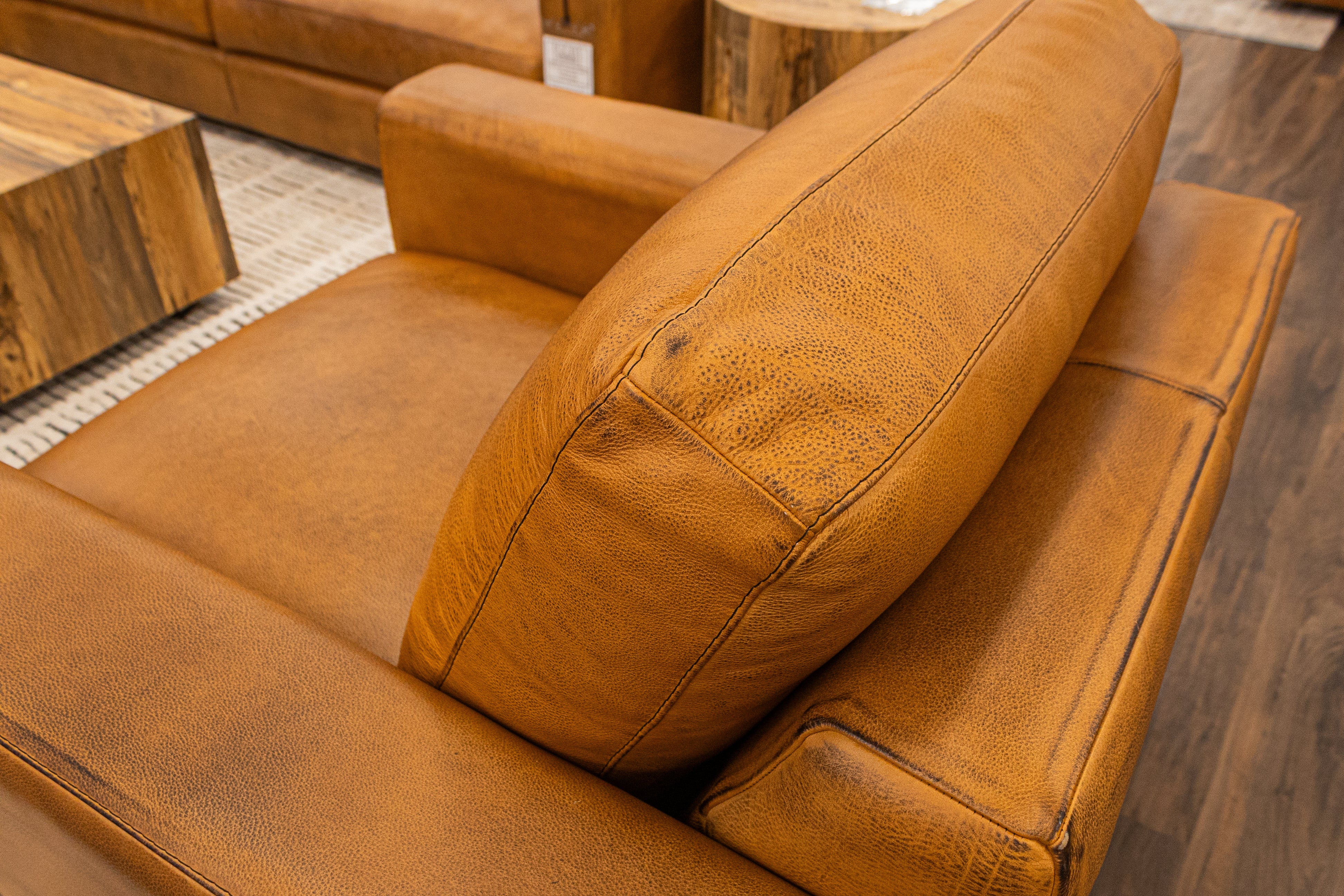 Norton 39" Top Grain Leather Chair - Diva Mustang