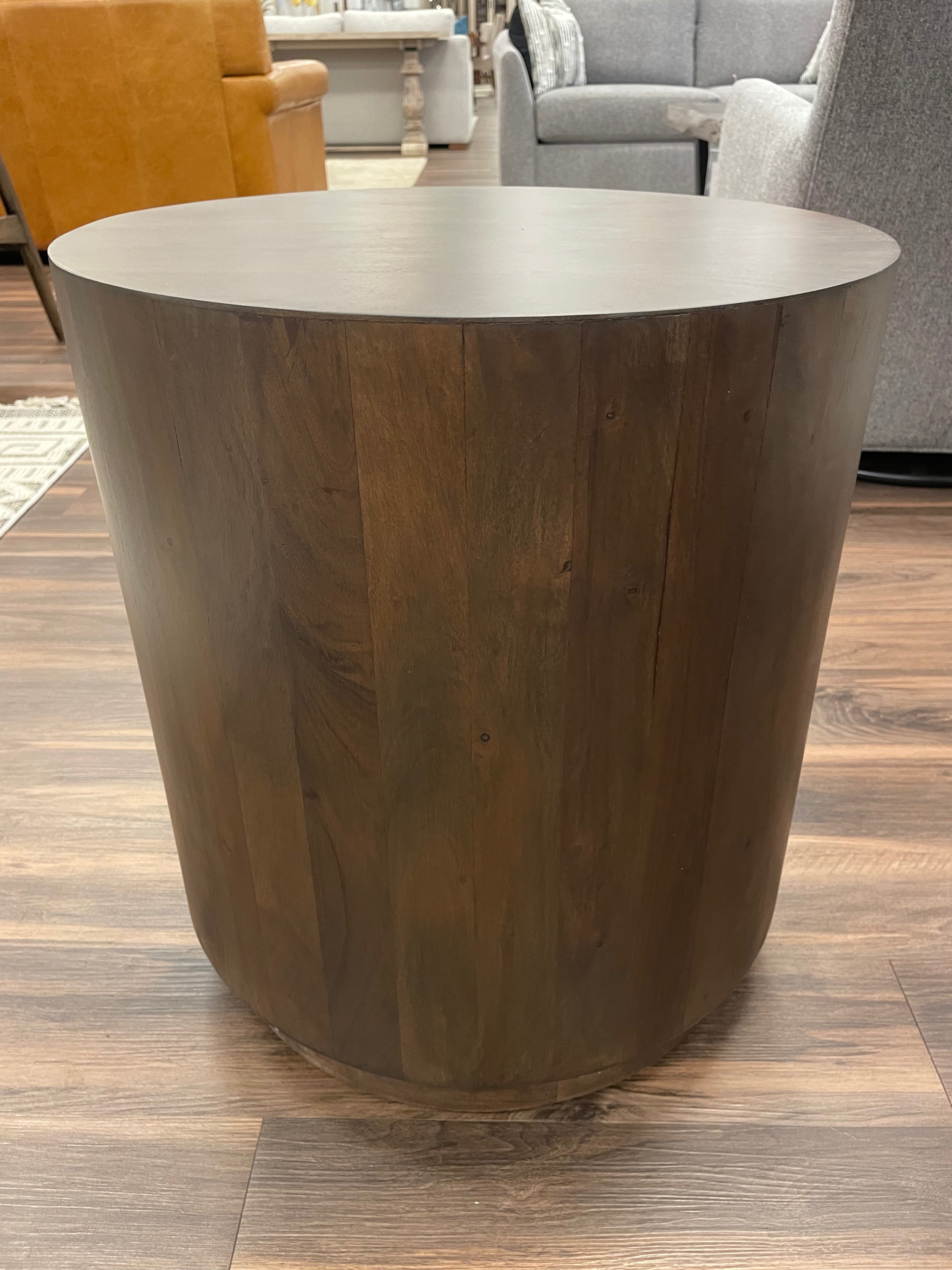 Malcolm Acacia 20" Round End Table - Natural + Black