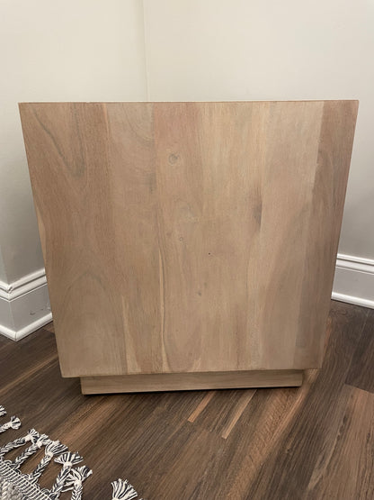 Malcolm Acacia 20" Square End Table - New White Wash