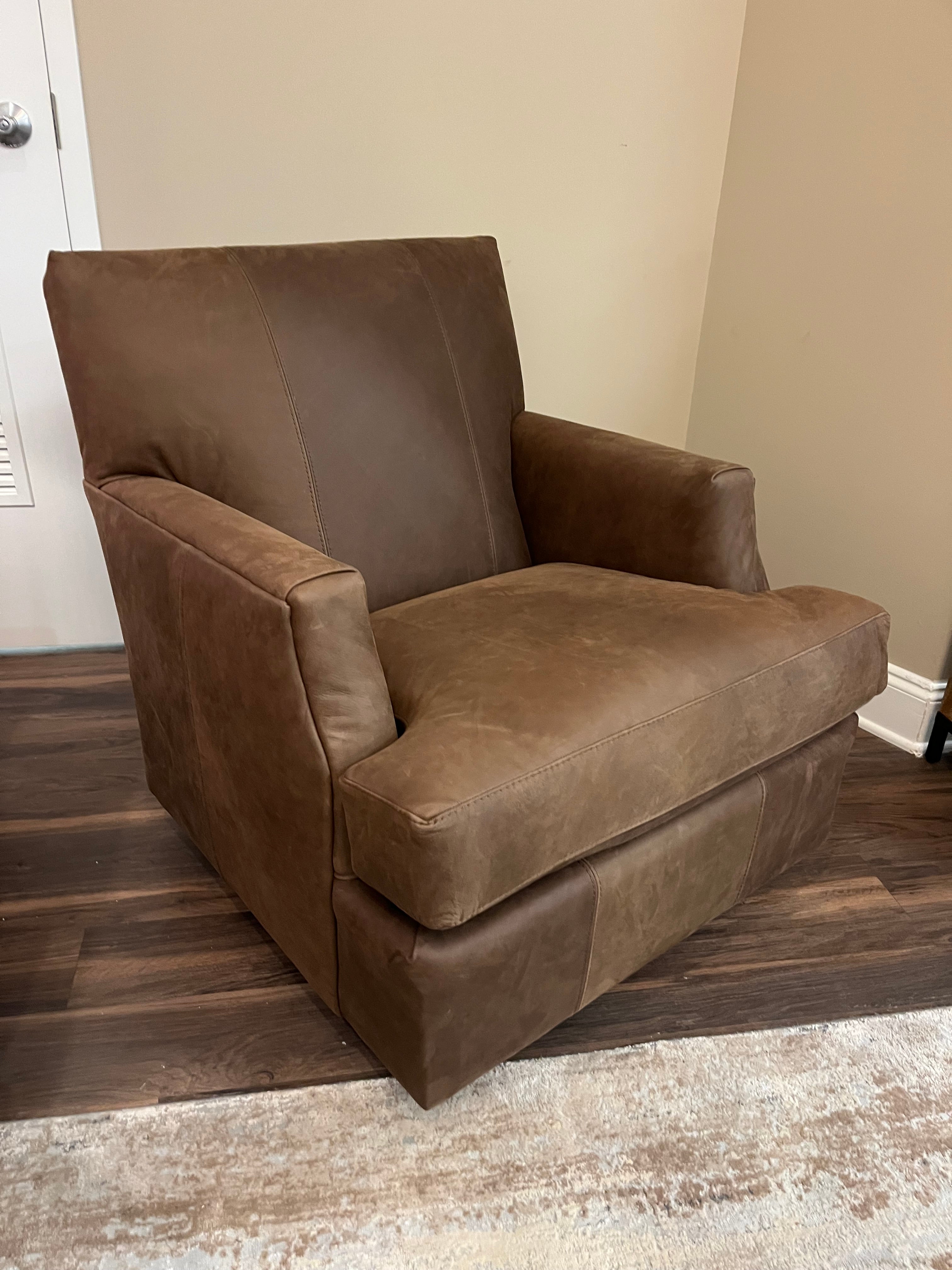 Cassidy 31" Wide Track Arm Top Grain Leather Swivel Glider - Dixieland Tobacco