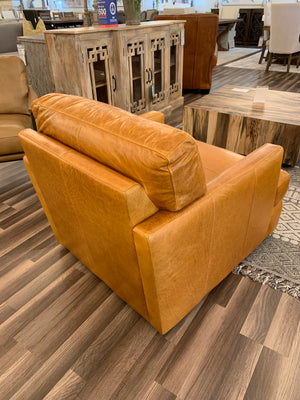 Farrara 35" Italian Top Grain Leather Swivel Chair - Dallas Camel