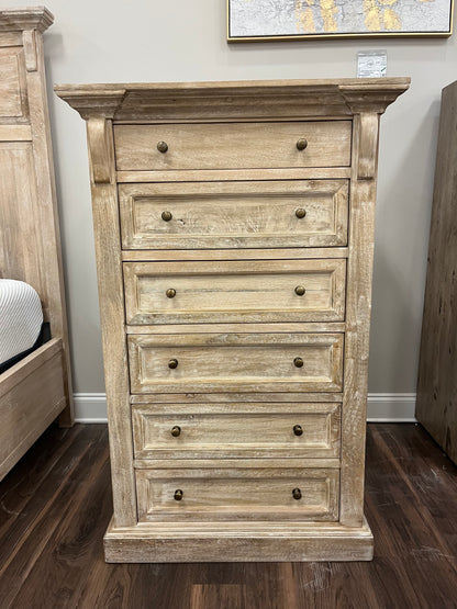 Alicia 32" 6 Drawer Chest - Sand