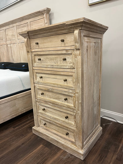 Alicia 32" 6 Drawer Chest - Sand