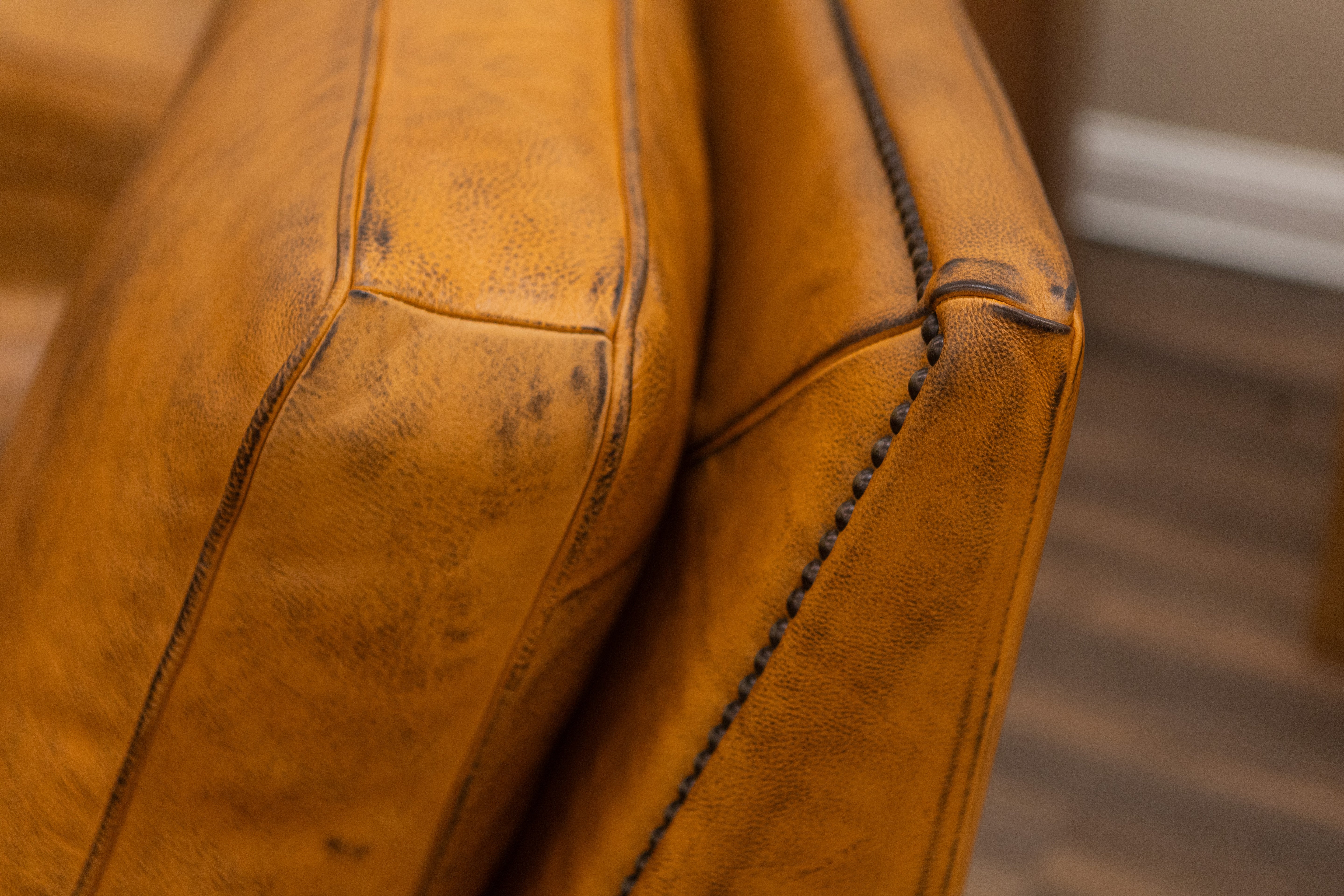 Wallace 92" Top Grain Leather 3 Cushion Sofa - Diva Mustang