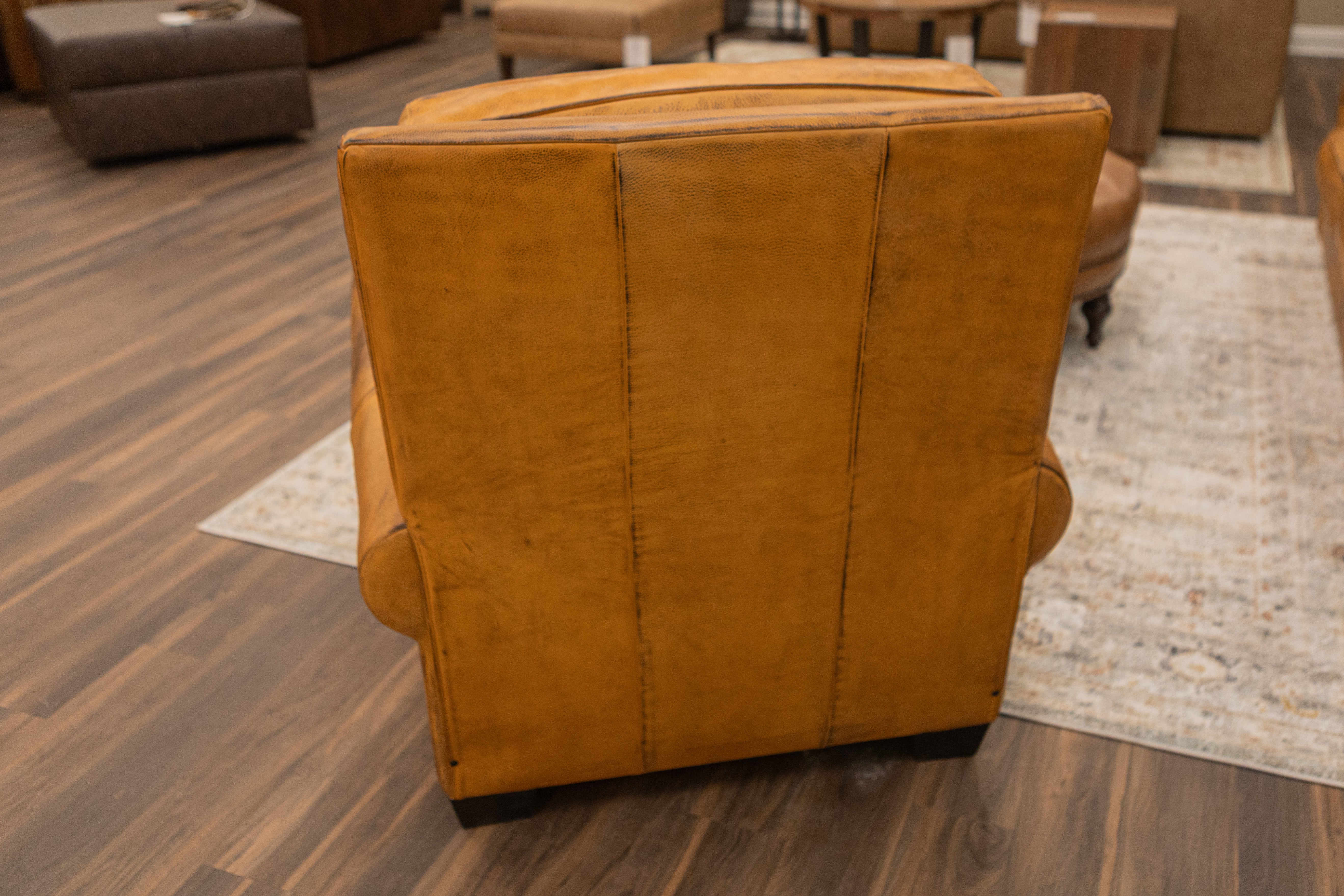 Wallace 45" Top Grain Leather Chair - Diva Mustang