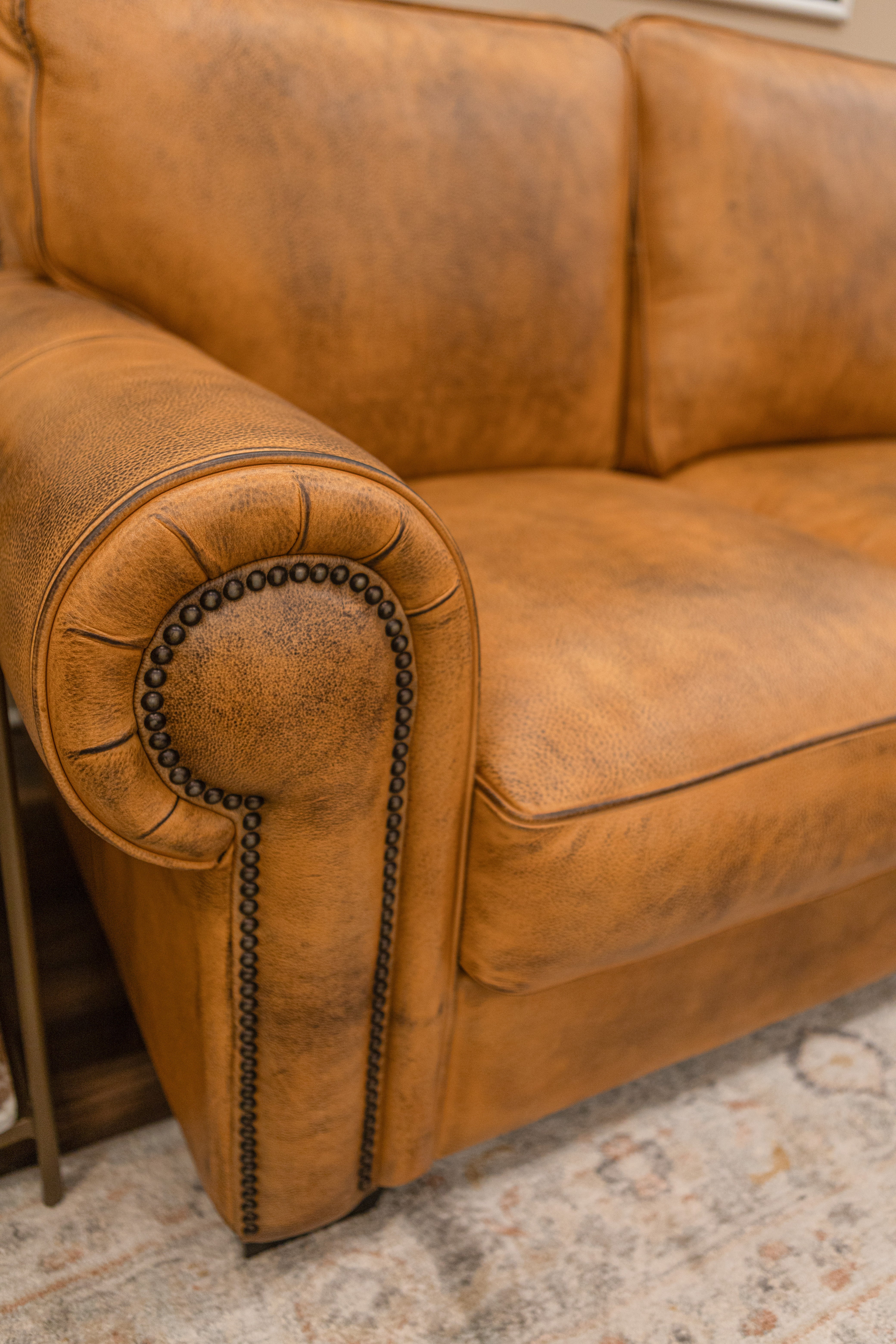 Wallace 92" Top Grain Leather 3 Cushion Sofa - Diva Mustang