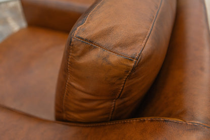 Leonardo 39" Top Grain Leather Swivel Chair - Daytona Antique