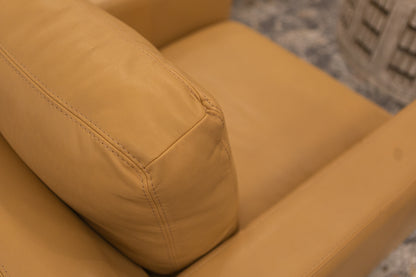 Clarksdale 32" Top Grain Leather Chair - Berkshire Chamois