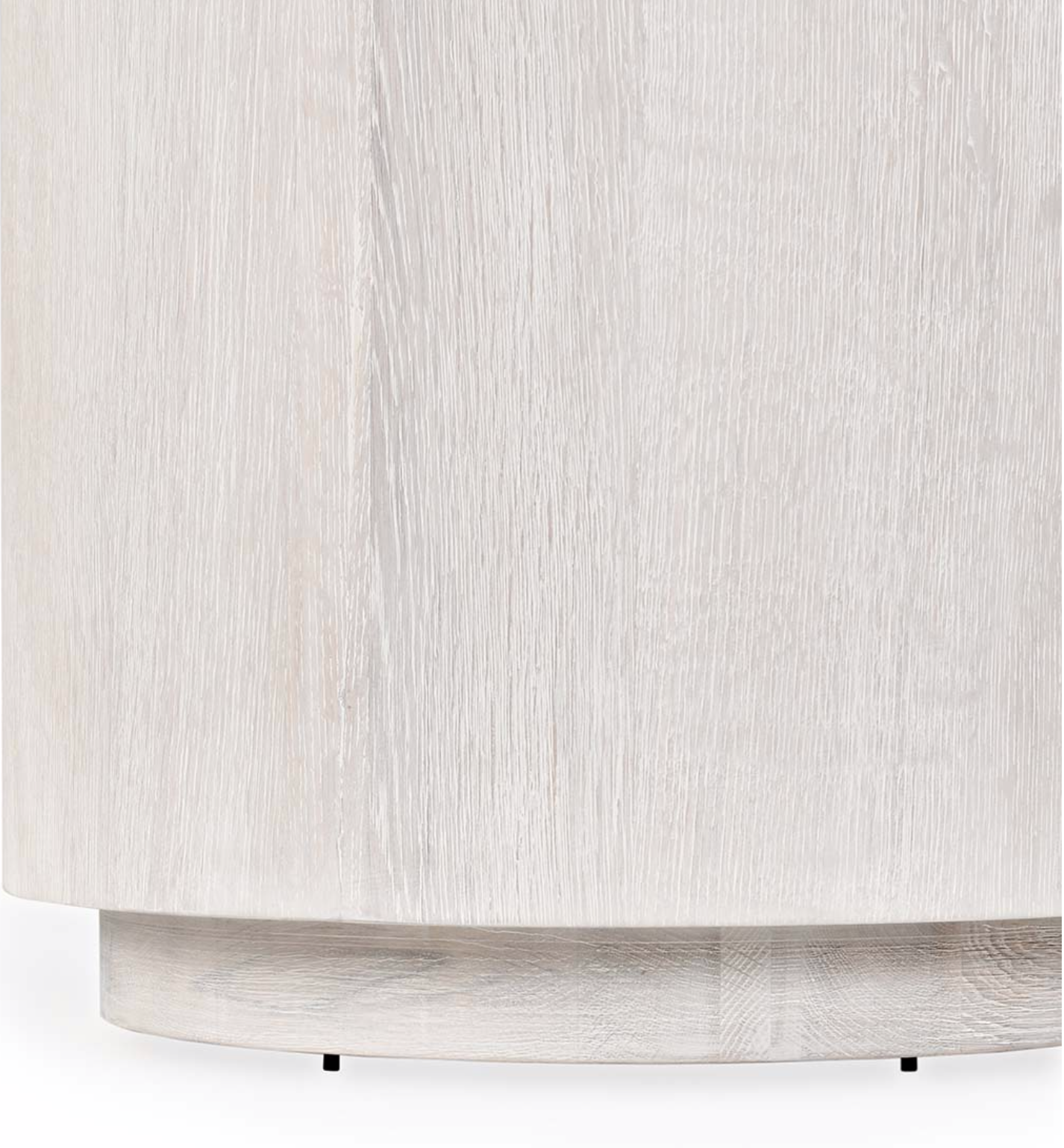 Dane 20" Round Oak End Table - White