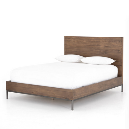 Naomi 62" Queen Bed - Auburn Poplar