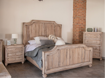 Antigua 67" Queen Bed - Distressed Beechwood