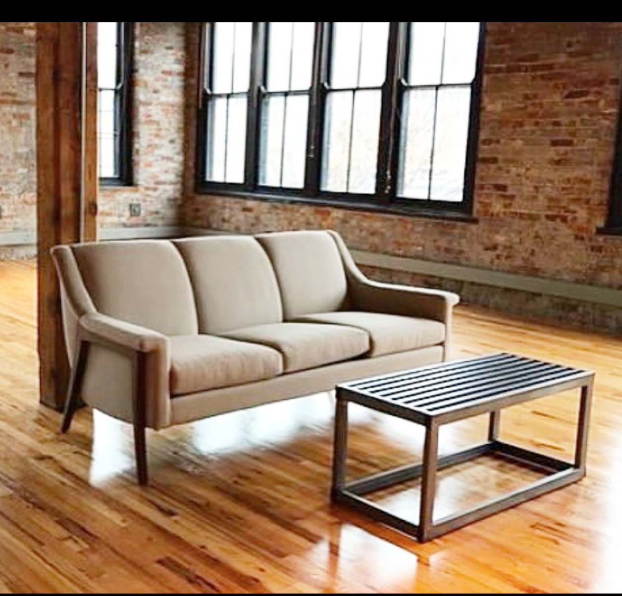 Mara Express Ship 82" Sofa