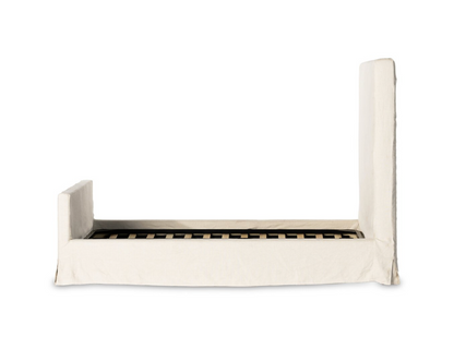Darla 67" Slipcovered Queen Bed - Natural