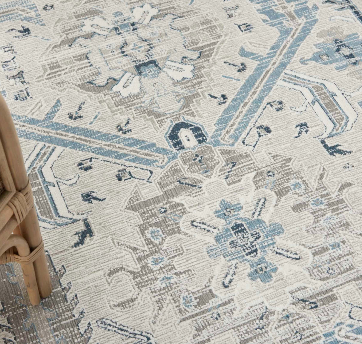 Gramercy Area Rug - Ivory/Grey