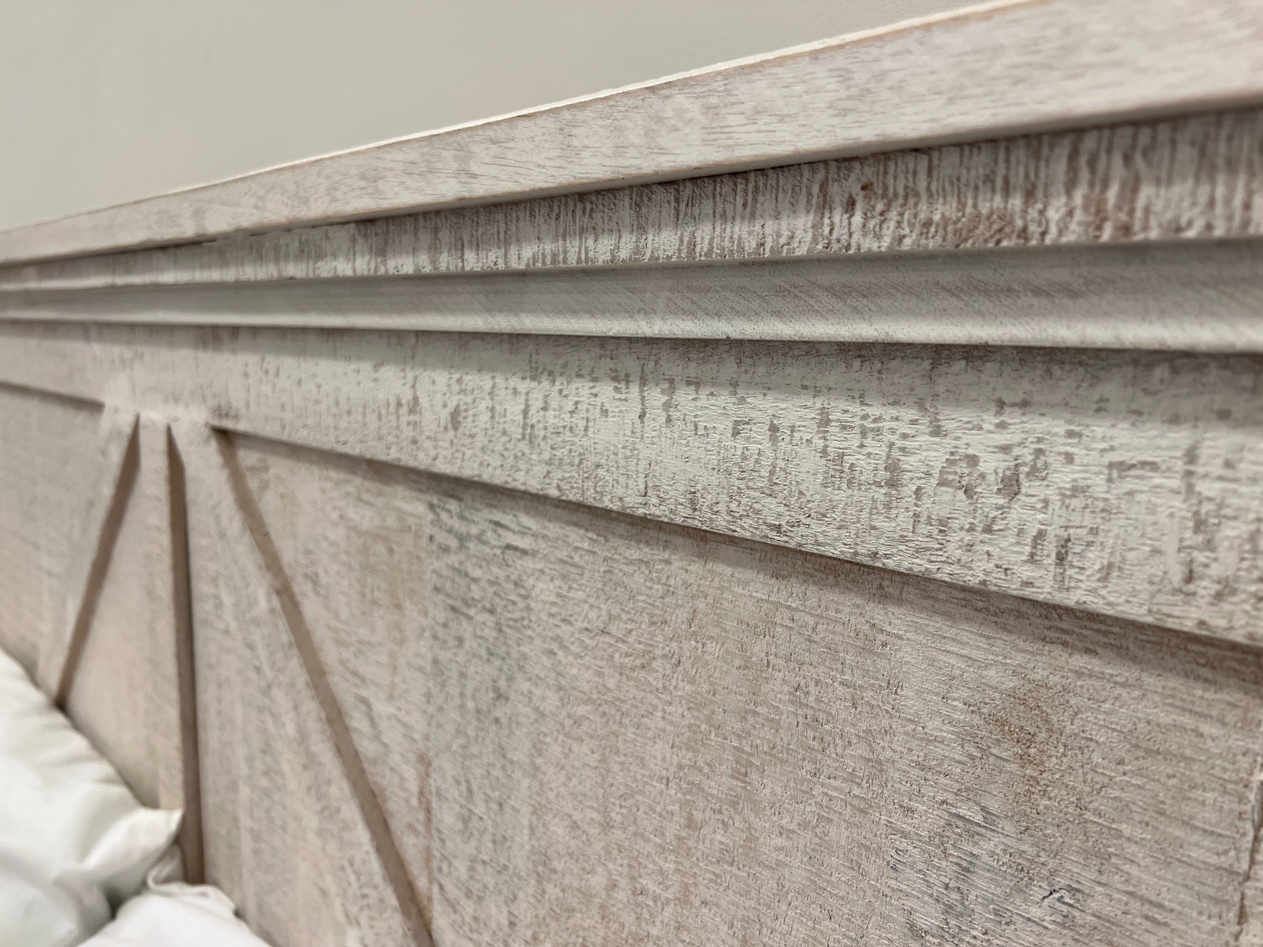 Henderson Queen Panel Bed - Distressed Poplar