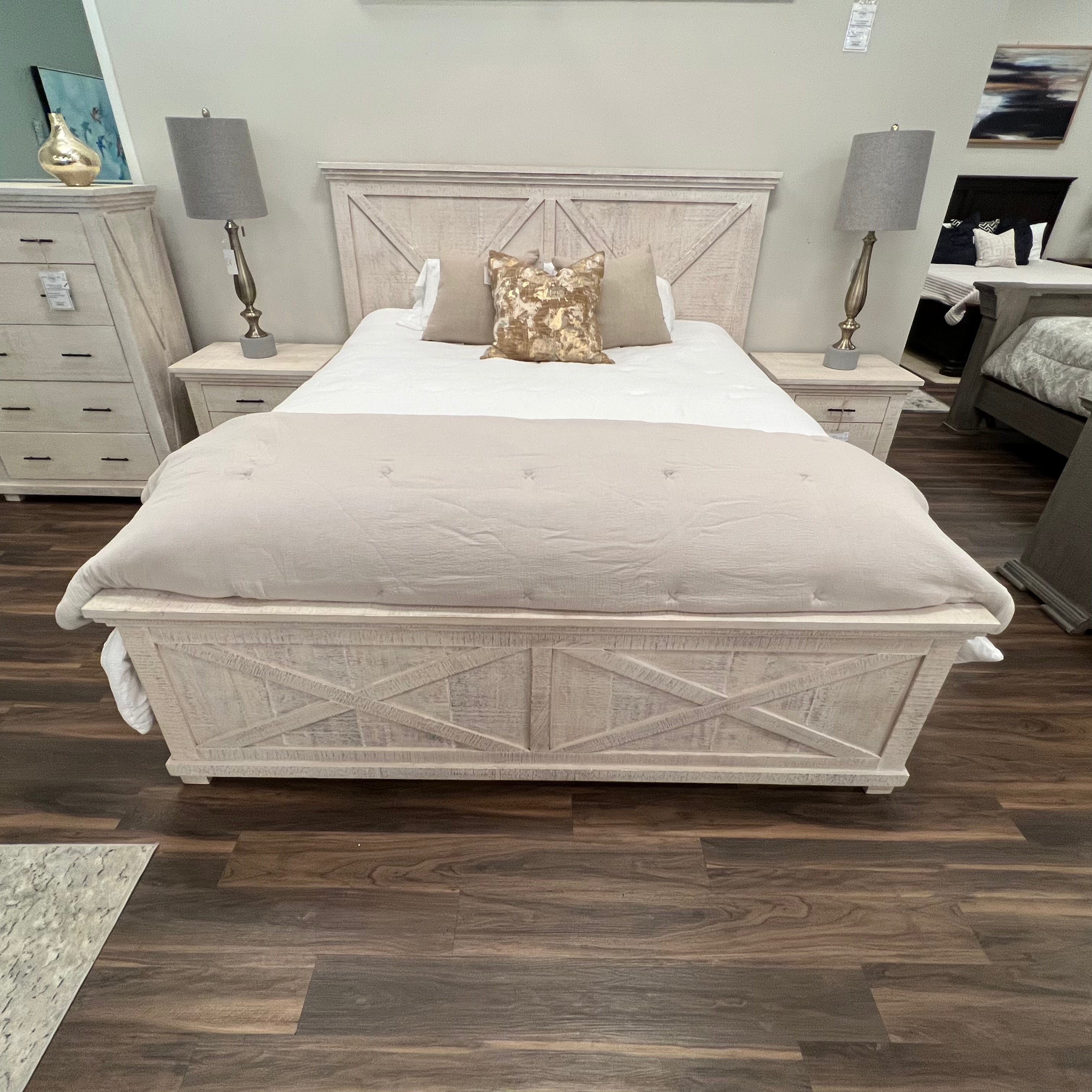 Henderson Queen Panel Bed - Distressed Poplar