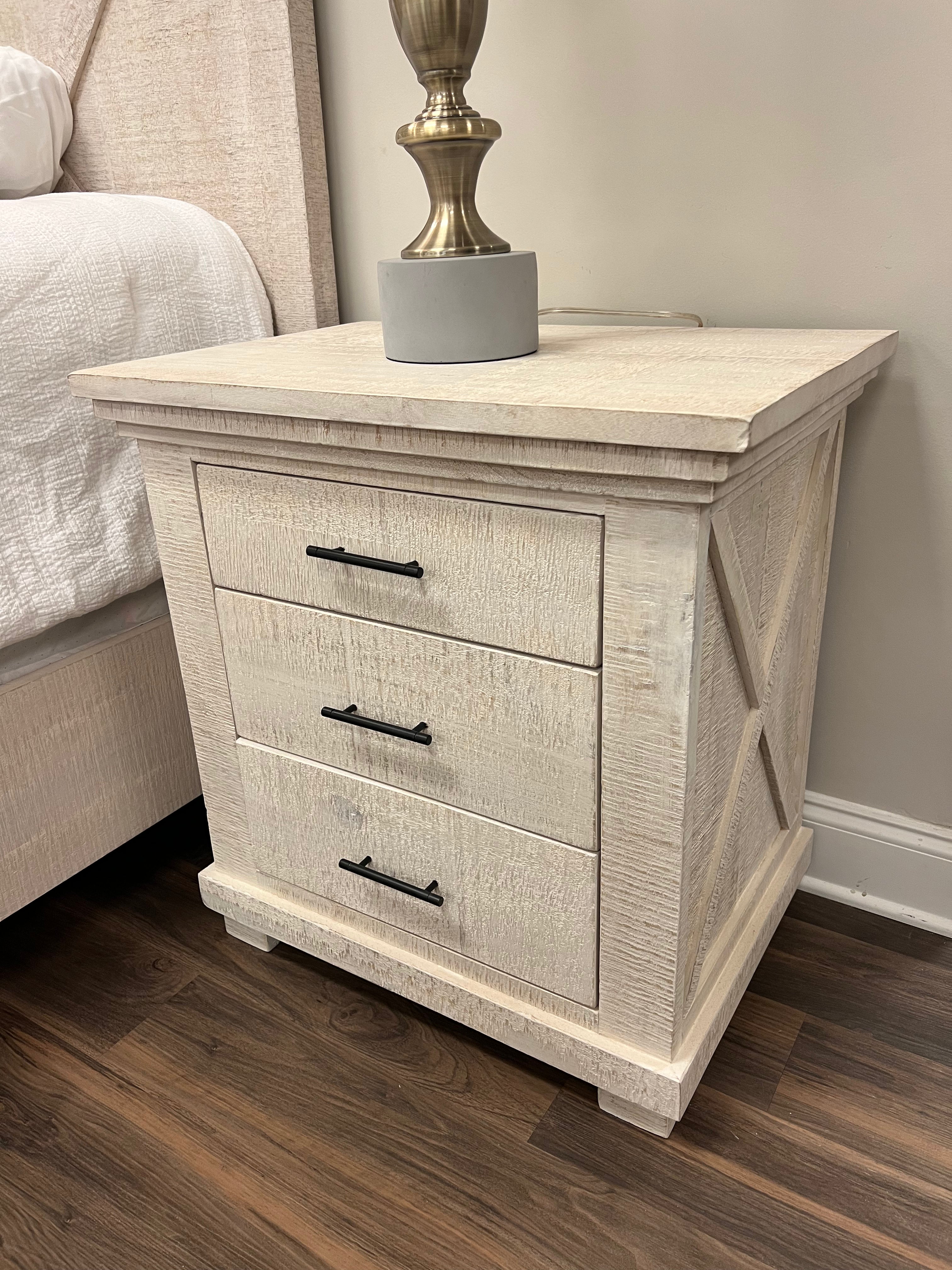 Henderson 27" 3 Drawer Nightstand - Distressed Poplar
